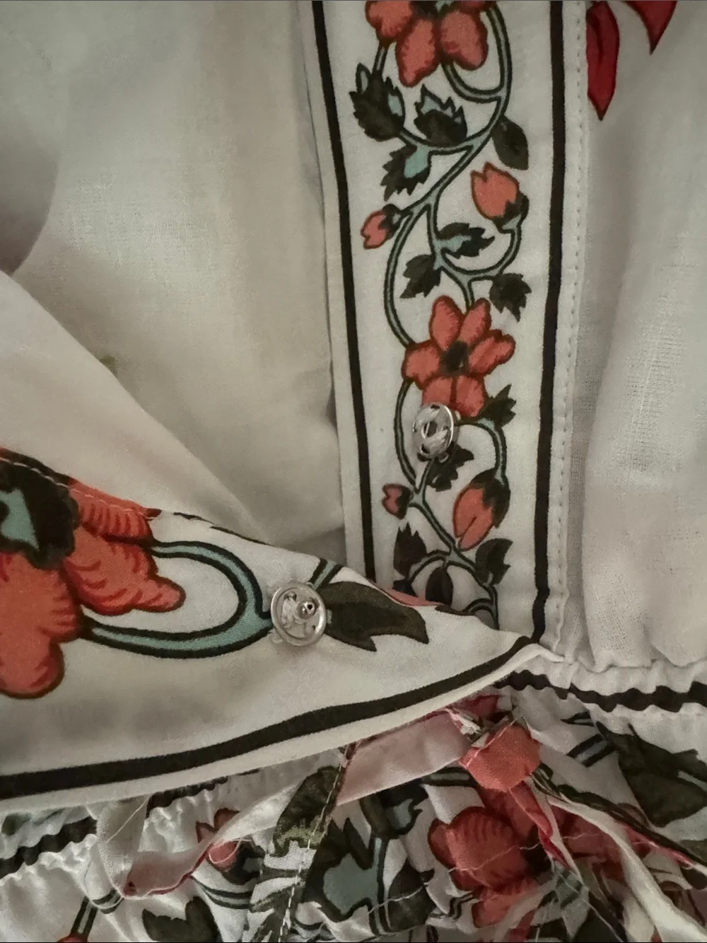 CeCe White Floral Maxi Dress with V-Neck and Drawstring Waist - Size Lg - NWT - Picture 8 of 8